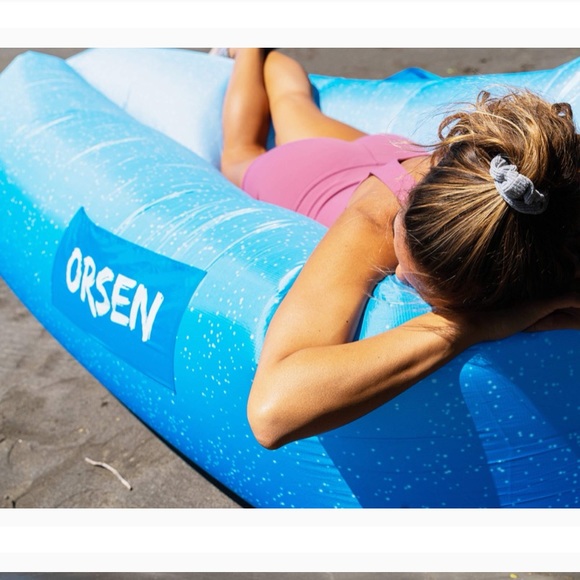 Inflatable Lounger - Picture 2 of 4